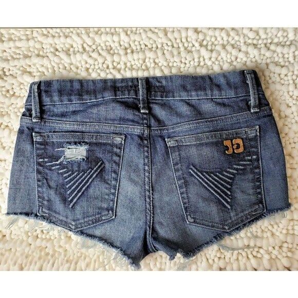 Joe's Distressed Cut-Off Jean Shorts Size 26 - Picture 2 of 6